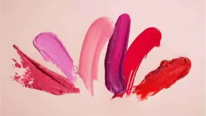 It's no secret that lip gloss has made a tremendous comeback in recent years. But do you know how to make lip gloss to sell?