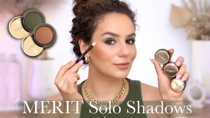 Cream to Powder Eye Shadow