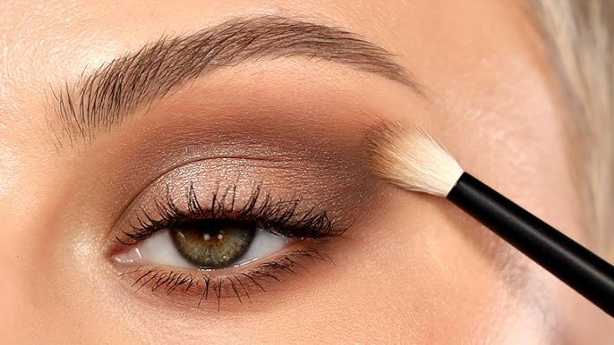 How Do i Blend Eyeshadow