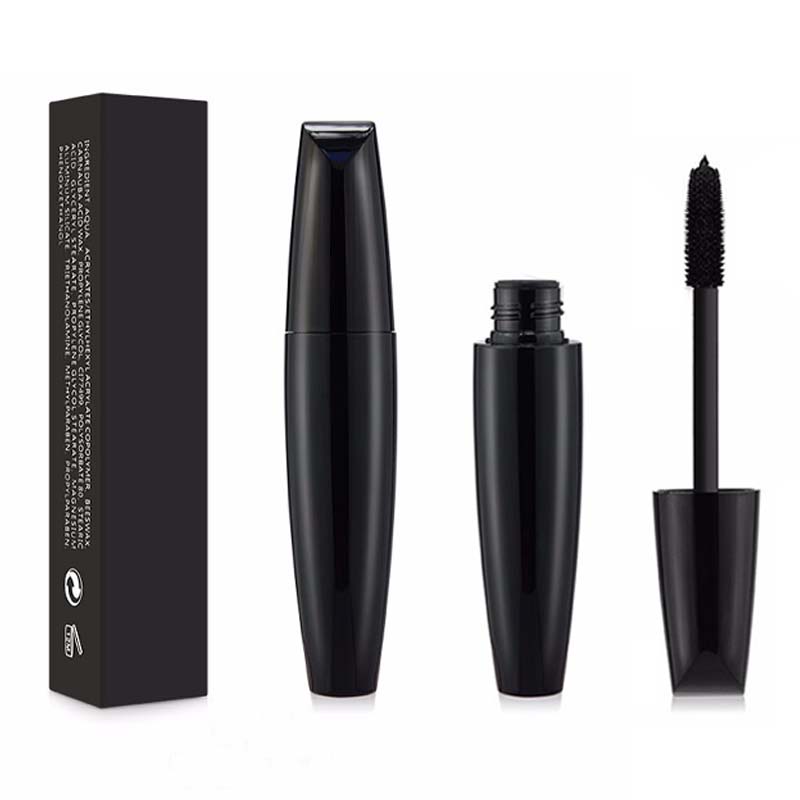 Mascara with 3D Silicone Brush